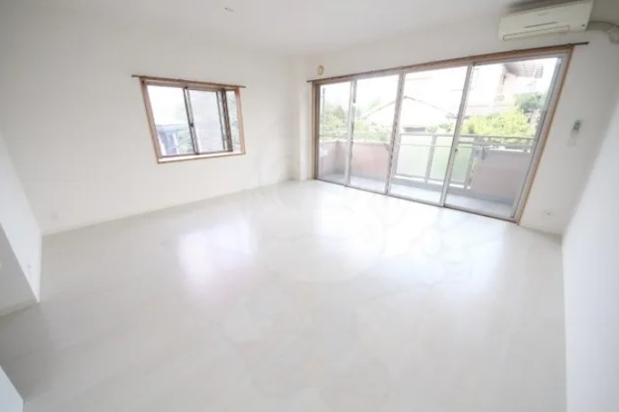 エルミタージュ雅の居間・リビング