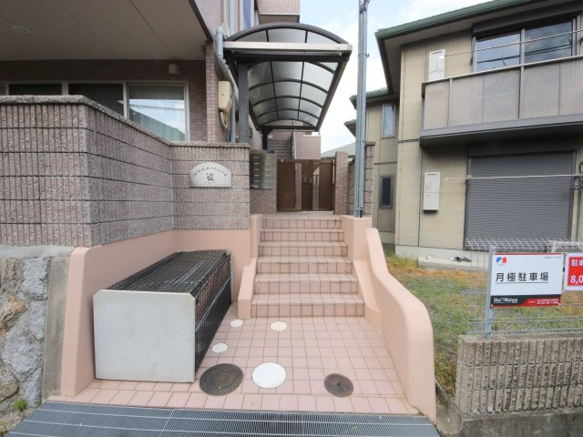 エルミタージュ雅のエントランス