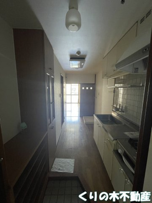 【玄関】 | フォルテ今治 | 収納もある玄関です