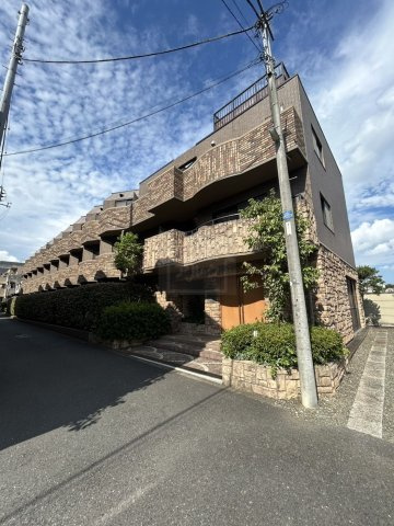杉並区上高井戸１丁目の賃貸マンションの外観