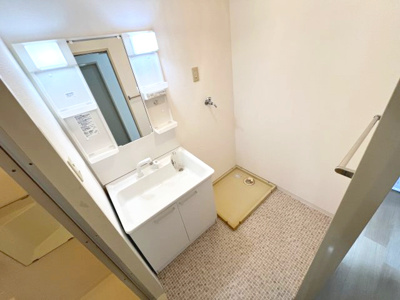 【洗面所】 | ベルベデール甲南