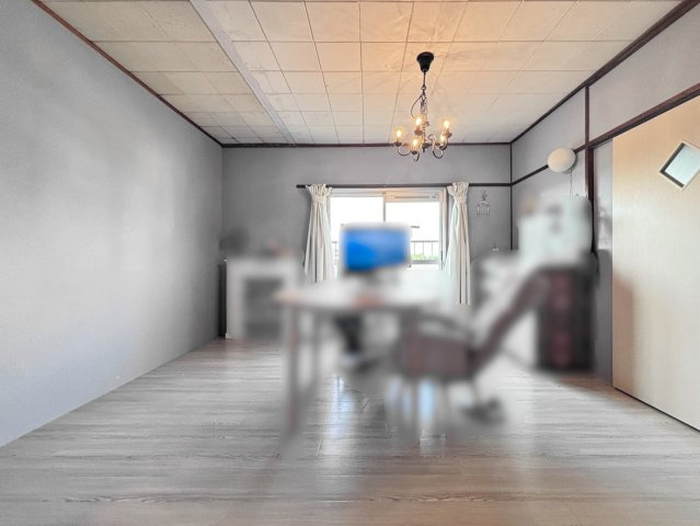 相生山団地51号棟の居間・リビング