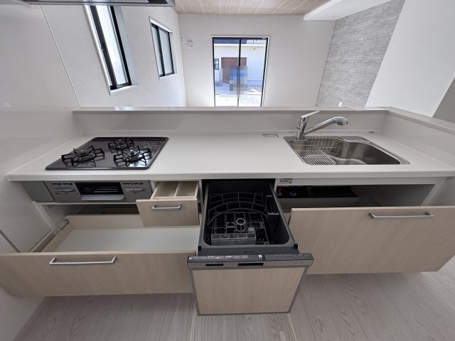 広島市安佐南区安東４丁目の新築一戸建のキッチン