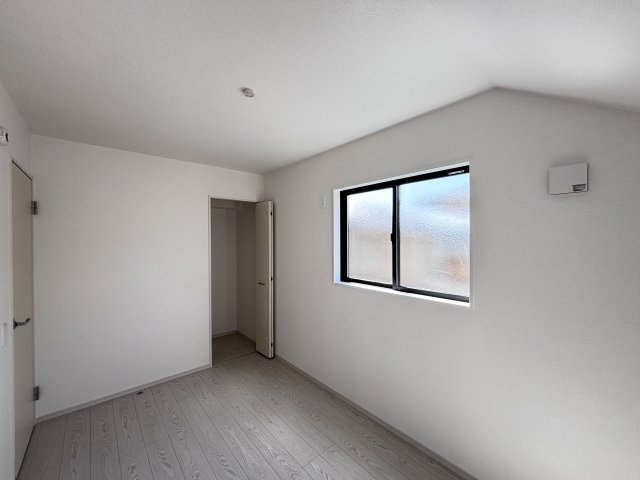 広島市安佐南区安東４丁目の新築一戸建の洋室