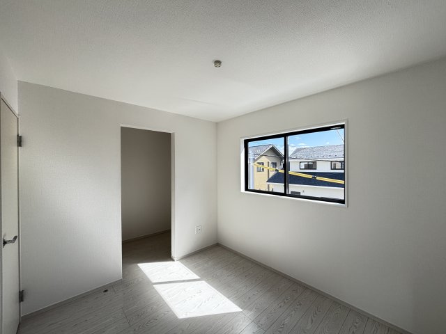 広島市安佐南区安東４丁目の新築一戸建の洋室