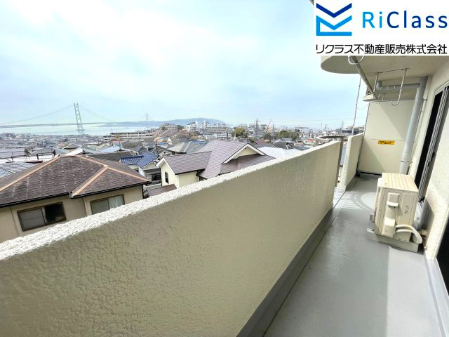 舞子台サニーハイツのバルコニー|バルコニーから明石海峡が望めます