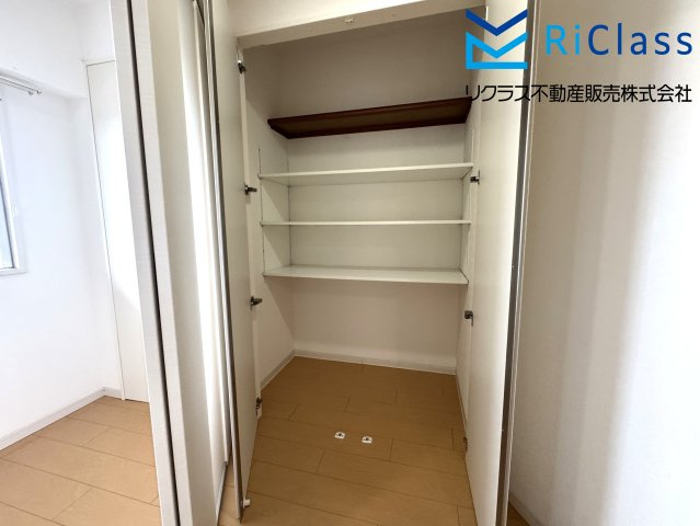 舞子台サニーハイツの収納|収納豊富です