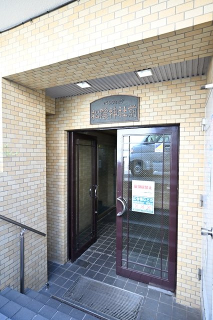 パシフィック松陰神社前　分譲賃貸　角部屋　オートロックのロビー