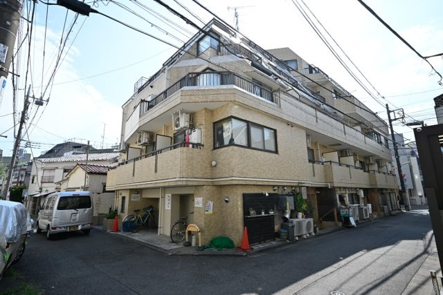 パシフィック松陰神社前　分譲賃貸　角部屋　オートロックの外観