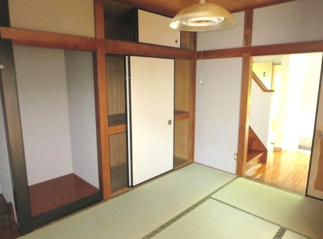 山武郡横芝光町木戸　中古戸建の和室|内外装リフォーム済み令和7年6月 閑静な分譲地内 キッチン・トイレ・洗面台新品 ４LDK