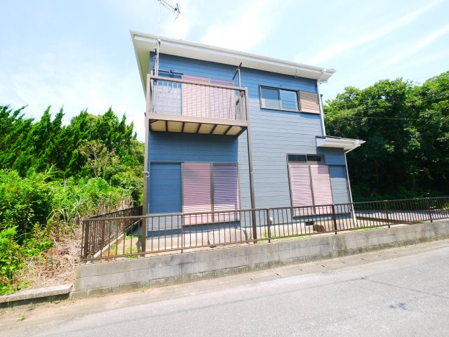 山武郡横芝光町木戸　中古戸建の外観|内外装リフォーム済み令和7年6月 閑静な分譲地内 キッチン・トイレ・洗面台新品 ４LDK