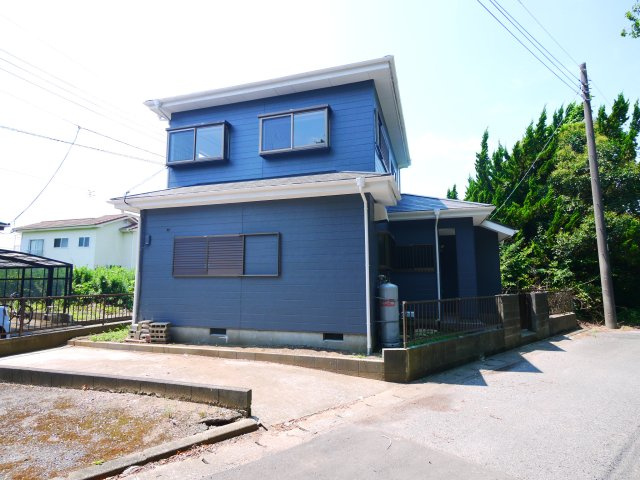 山武郡横芝光町木戸　中古戸建の外観|内外装リフォーム済み令和7年6月 閑静な分譲地内 キッチン・トイレ・洗面台新品 ４LDK