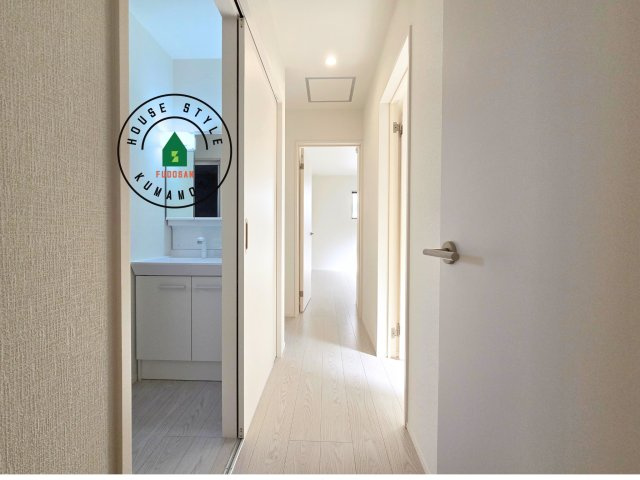 熊本市南区城南町碇第4-1棟（4号棟）の内装|平屋はワンフロアしかないため、部屋と部屋の距離が近くなります。 生活音の緩衝材として廊下を活用するのがおすすめです。
