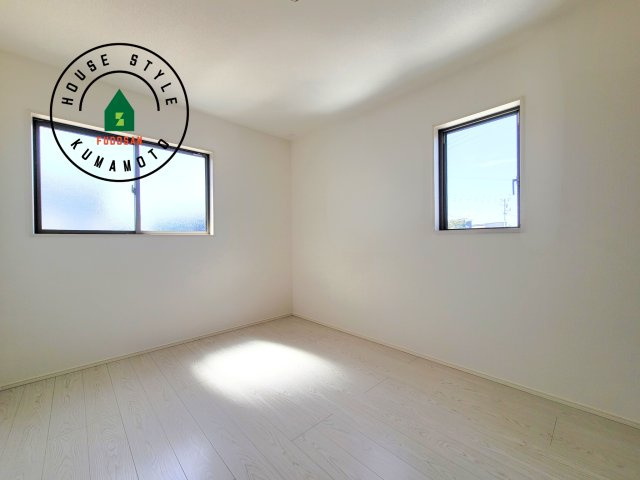 熊本市南区城南町碇第4-1棟（4号棟）の内観：施工例|穏やかな光が差し込む室内には、穏やかな時間が流れます。