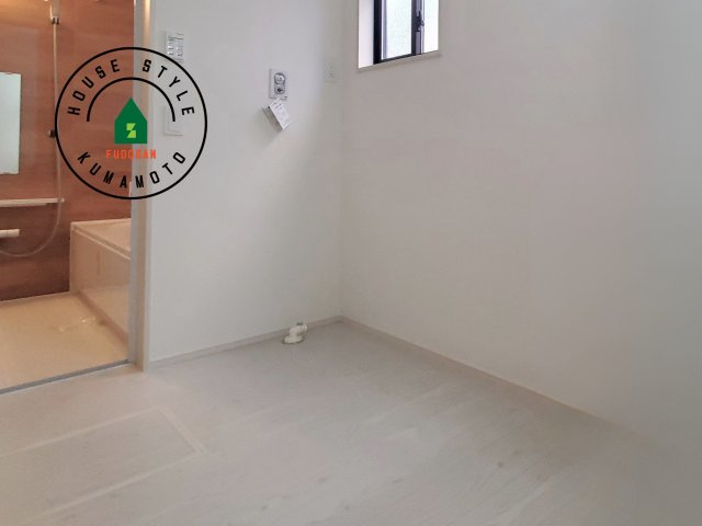 熊本市南区城南町碇第4-1棟（4号棟）の内観：施工例|ランドリースペースとなります。広々して有効的にご使用できます。 