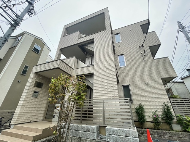 へーベルメゾン上星川のエントランス|耐震耐火性に優れた旭化成へーベルメゾン