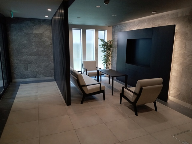 （シニア限定）ヘーベルVillage北浦和元町のロビー|★コミュニティスペース★