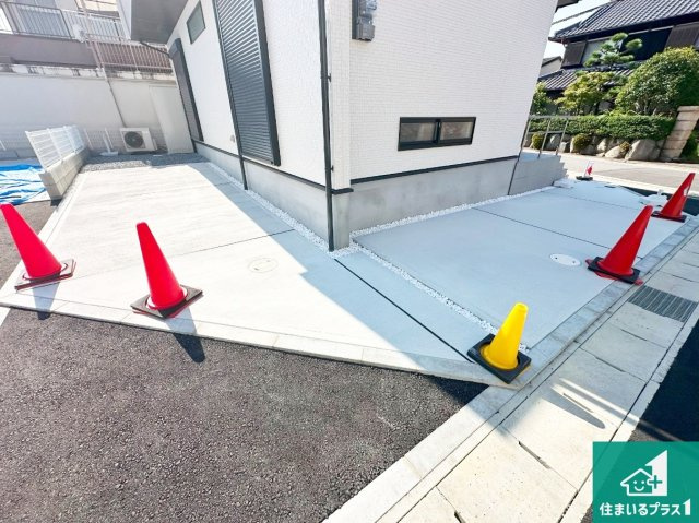小野市本町　新築一戸建ての駐車場|駐車スペース！散水栓があるので、こまめに愛車を洗えます！