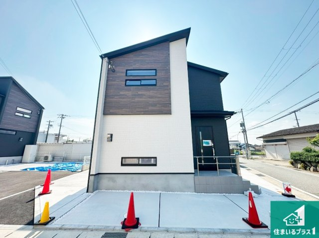 小野市本町　新築一戸建ての外観|安心の10年保証！外観を美しく保ち、雨水で汚れを落とします！気になることがありましたら、お気軽にお問い合わせください！