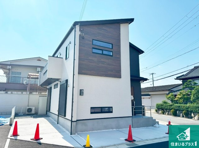 小野市本町　新築一戸建ての外観|お客様に長く安心して住んでいだだける事にこだわった家づくり！住んでからのアフターサービスにもしっかりと取り組んでいます！