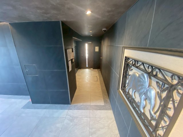 Alivis船橋夏見のエントランス