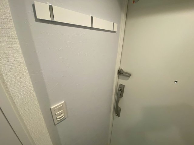 Alivis船橋夏見の玄関