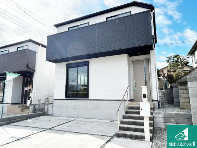 堺市南区赤坂台　第1期　新築一戸建ての外観|お客様に長く安心して住んでいだだける事にこだわった家づくり！住んでからのアフターサービスにもしっかりと取り組んでいます！