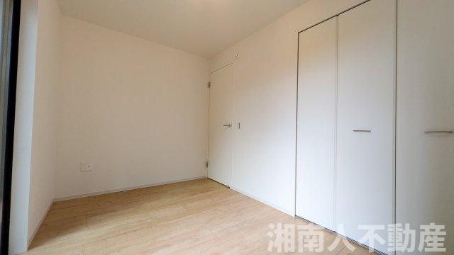 藤沢市鵠沼海岸６丁目４２５７－３新築戸建ての洋室|きれいな洋室です