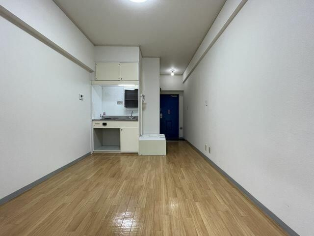 パレ・ドール本郷の居間・リビング