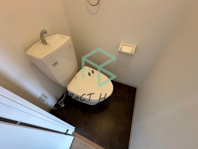 姫路市東延末２丁目の賃貸マンションのトイレ