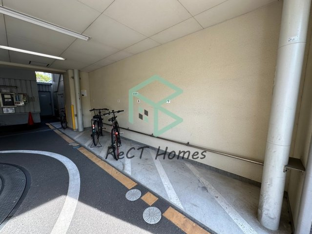 姫路市東延末２丁目の賃貸マンションの駐車場