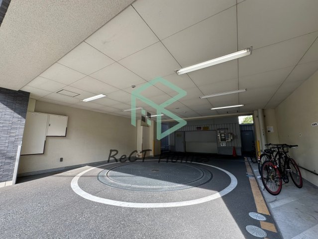 姫路市東延末２丁目の賃貸マンションの駐車場