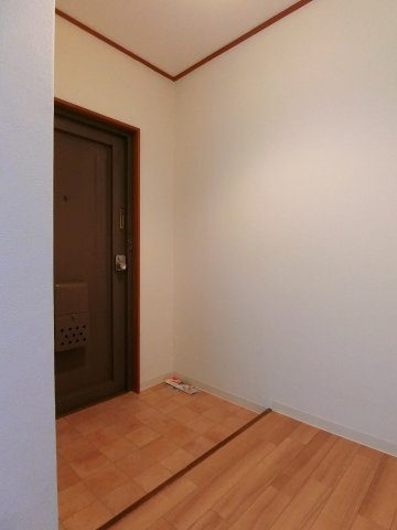 【玄関】 | 丸栄マンション