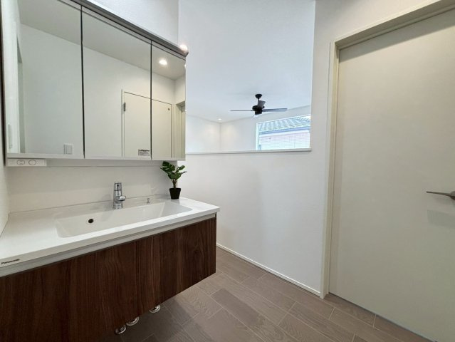 駿河区みずほ２丁目１期全２棟のキッチン