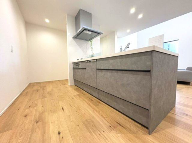 駿河区みずほ２丁目１期全２棟のキッチン