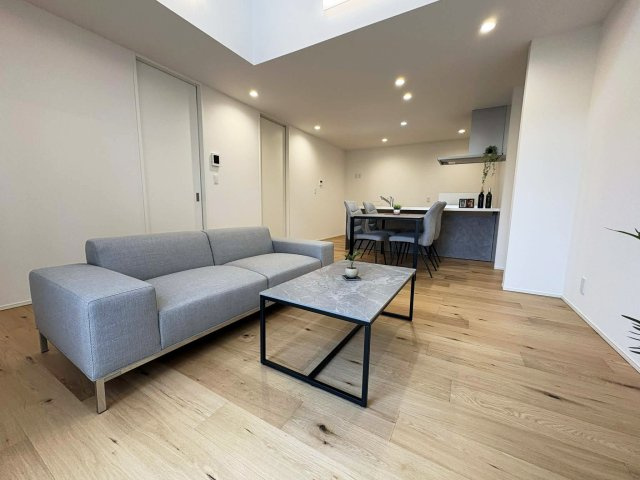 駿河区みずほ２丁目１期全２棟のキッチン