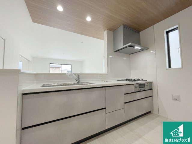 大津市下阪本　第3期　新築一戸建ての外観|現在建築中！落ち着いた街並みで新生活を始めることが出来そう！周辺の物件も併せてご紹介させて頂きます！