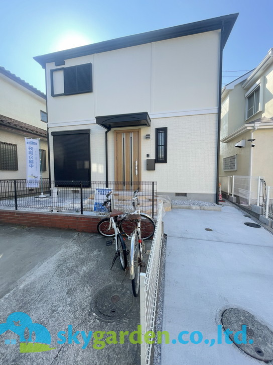 茅ヶ崎市高田4丁目　中古戸建の駐車場