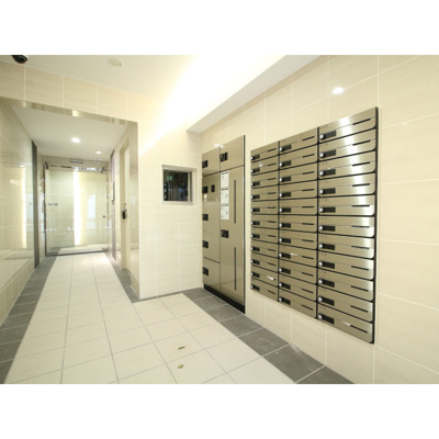 【エントランス】 | プレール・ドゥーク学芸大学