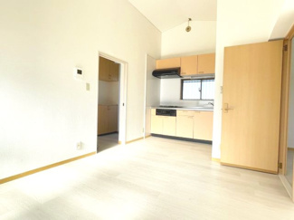 【居間・リビング】 | グリーンパレスみその