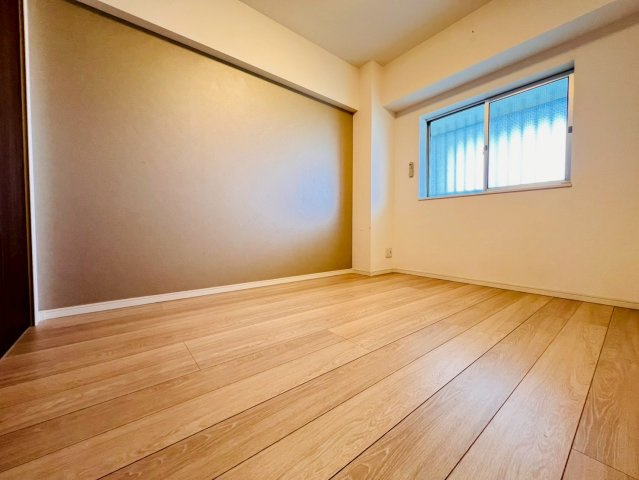 池袋第2ヒルハイムの洋室|落ち着いた色調の洋室です