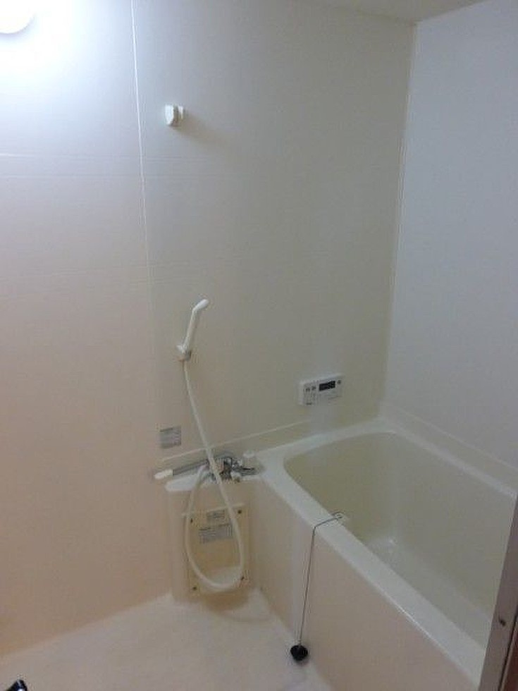 アーバンヒル広川【キャッシュバック対象物件】の浴室|日々の暮らしに欠かせないお風呂です