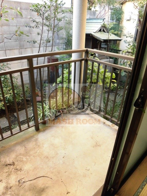 エバーグリーンのバルコニー