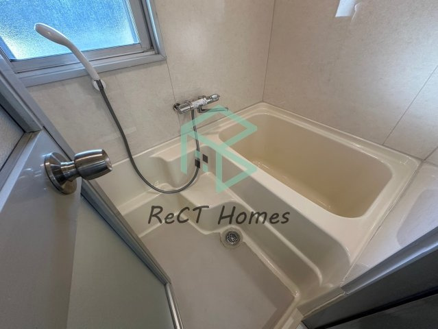 高岡中村コーポパートⅠの浴室