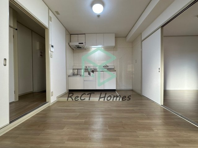 高岡中村コーポパートⅠの居間・リビング