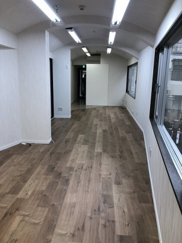 アップルパート５のロビー