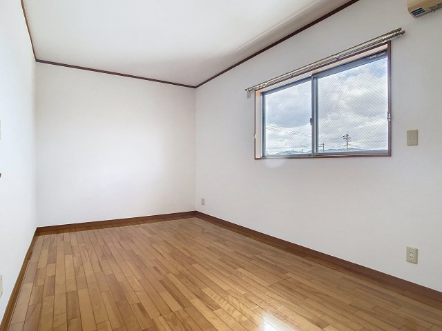 アヴェニールⅡの洋室