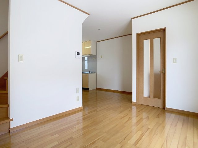 アヴェニールⅡの居間・リビング