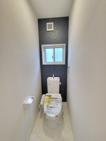 西浜2区画・新築戸建のトイレ