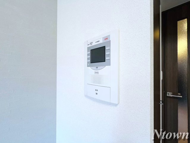 【セキュリティ】 | プレサンス名古屋駅ゲート | モニター付きインターホンです。
